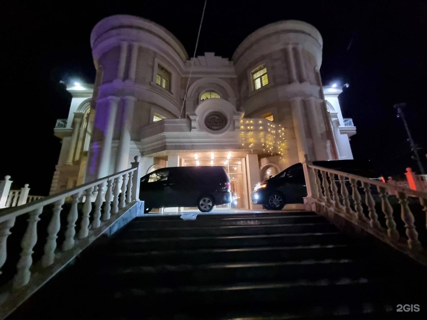 Royal Bv Hotel Ust-Kamenogorsk ภายนอก รูปภาพ