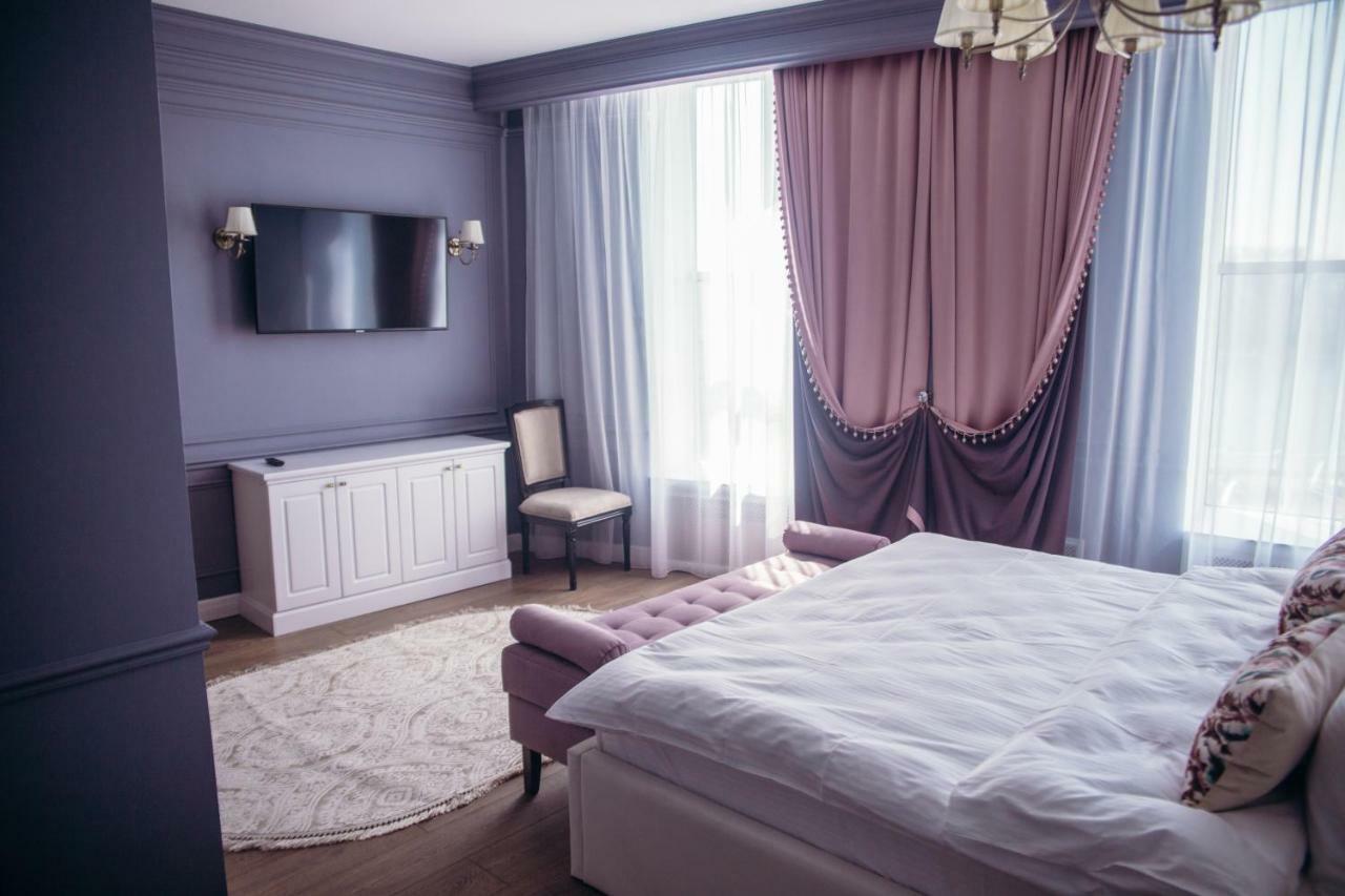 Royal Bv Hotel Ust-Kamenogorsk ภายนอก รูปภาพ
